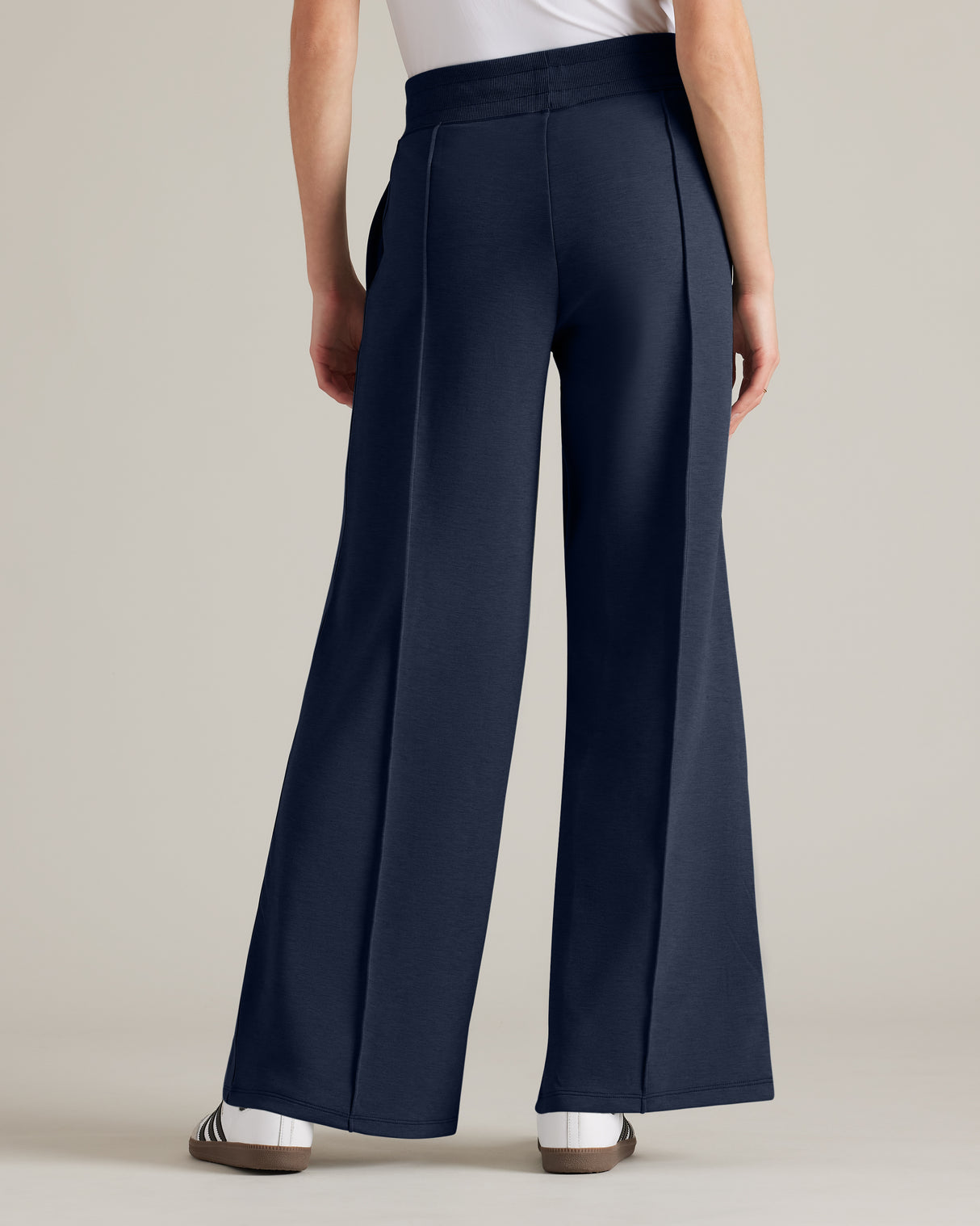 DraftKings x Rhone Women's DreamGlow Trouser