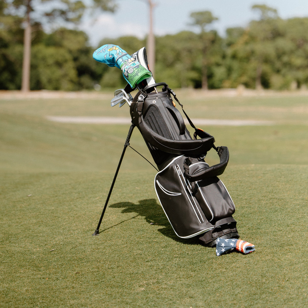 DraftKings x Stitch Golf SL2 Gen2 Golf Bag